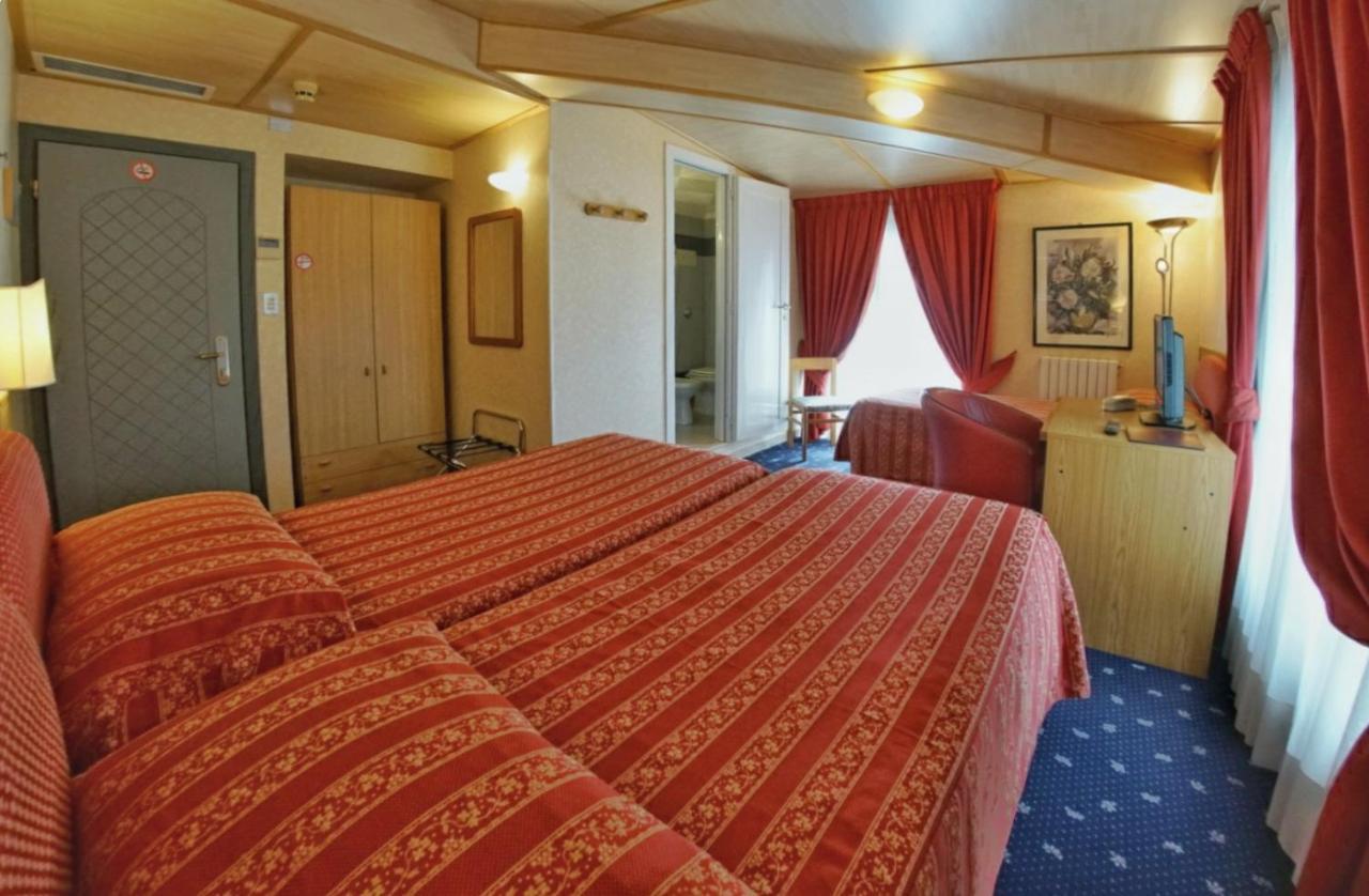 Hotel Le Torrette Galbiate Екстериор снимка